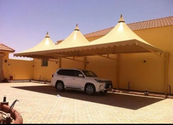 مظلات وسواتر