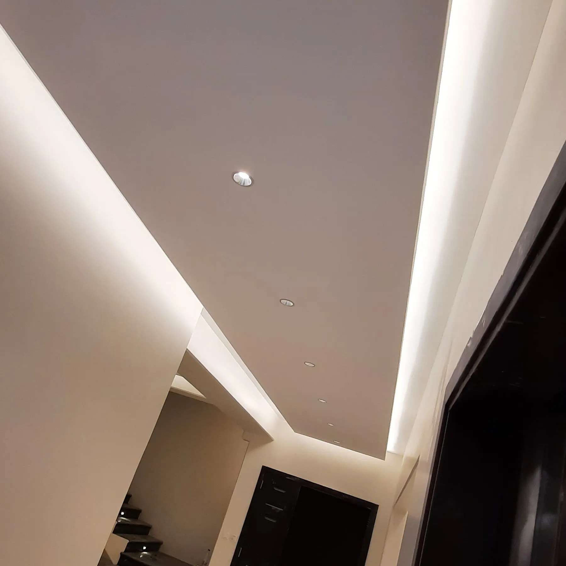 ديكورات ودهانات