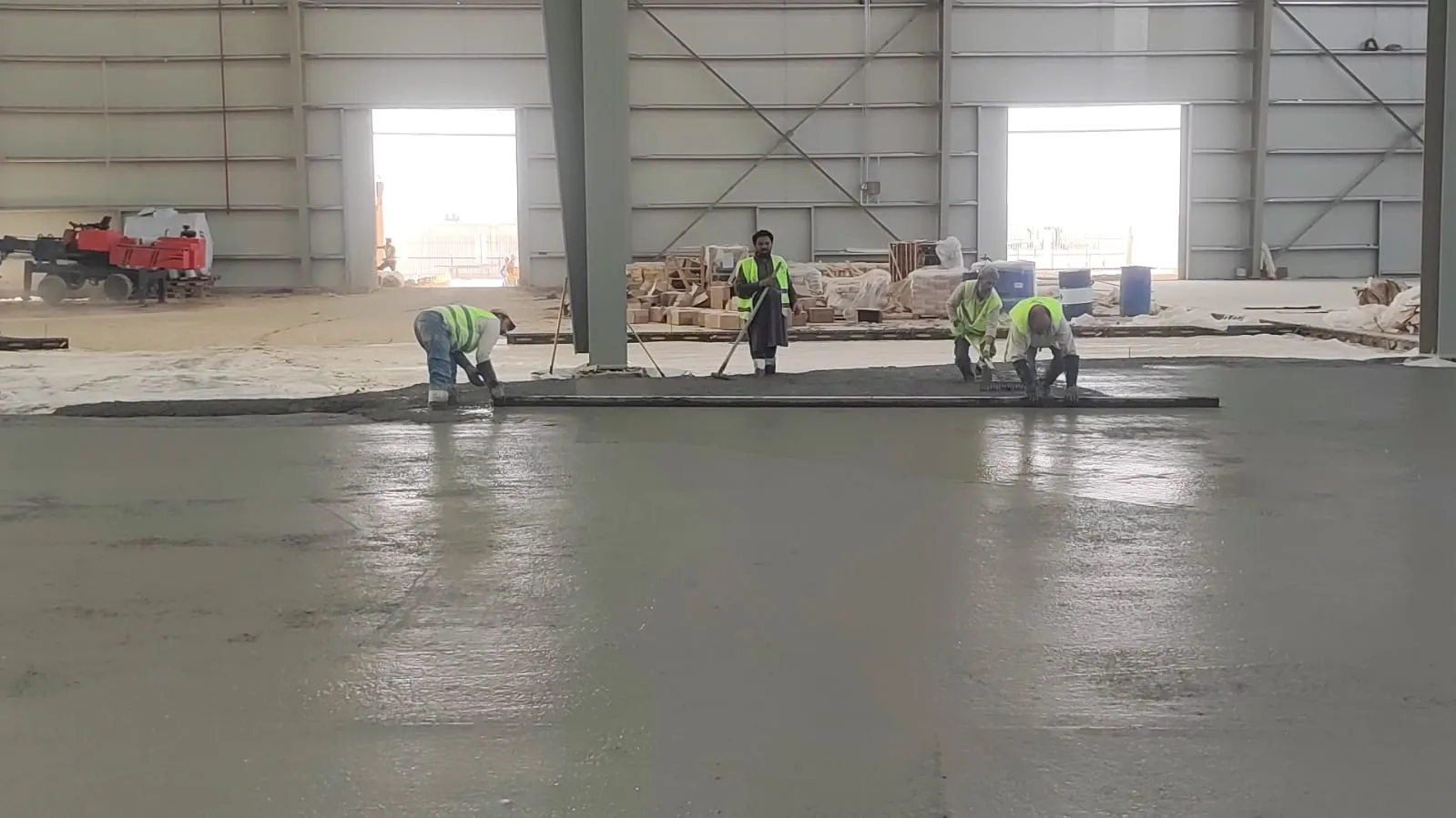 هناجر ومستودعات