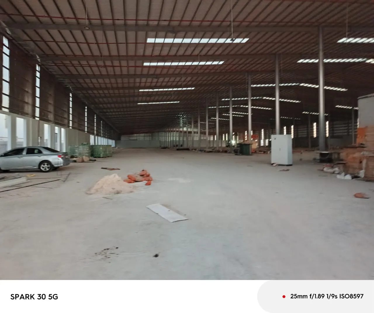 هناجر ومستودعات