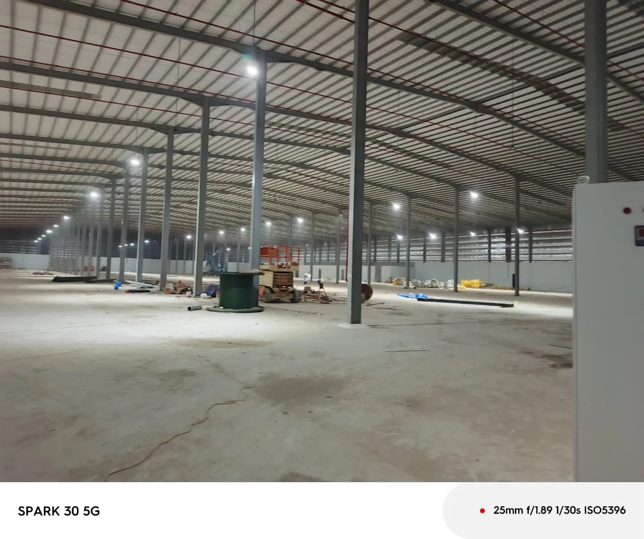 هناجر ومستودعات