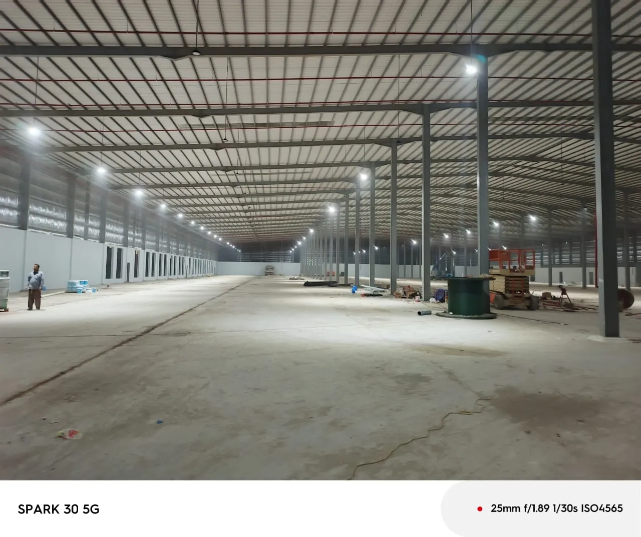 هناجر ومستودعات